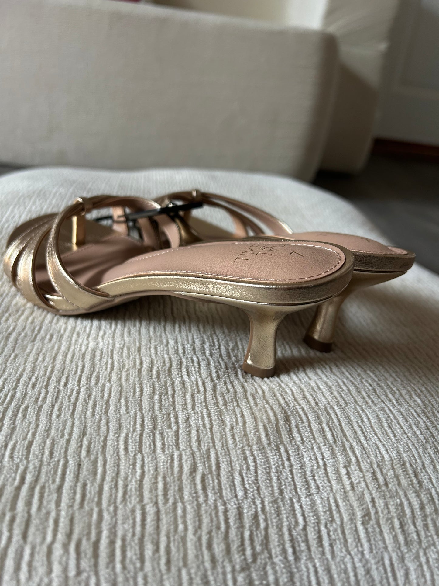 Golden Kitten Heels✨