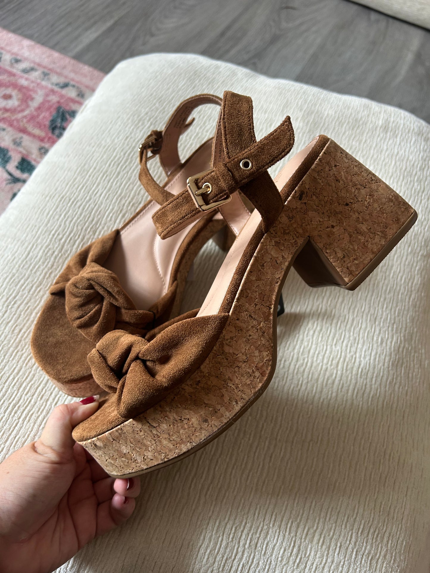 Chocolate Heels🤎