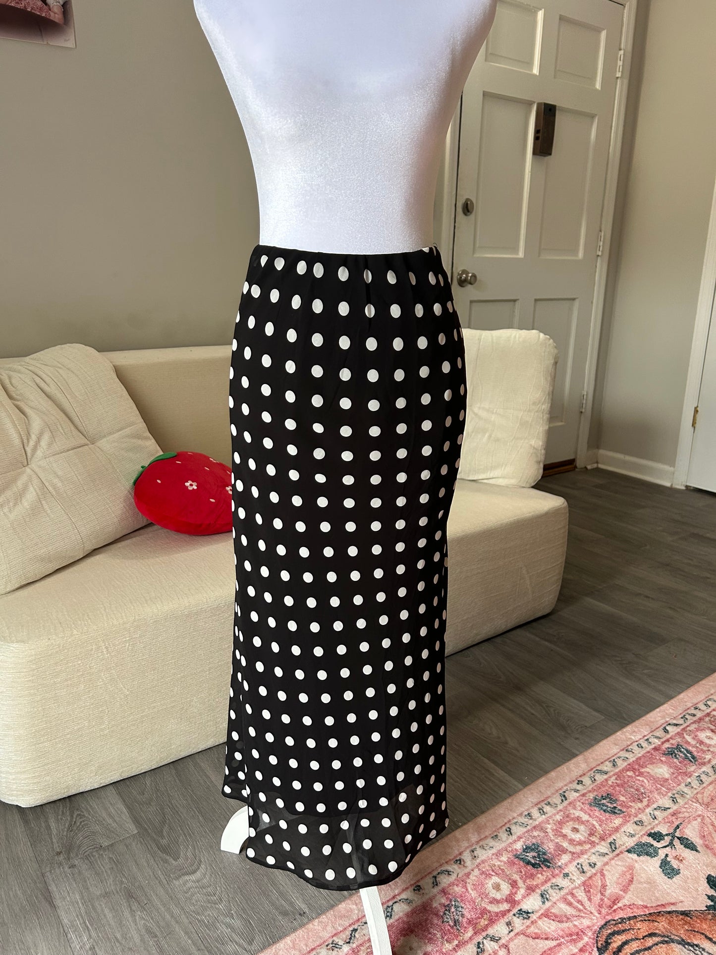 Polka Skirt🤍